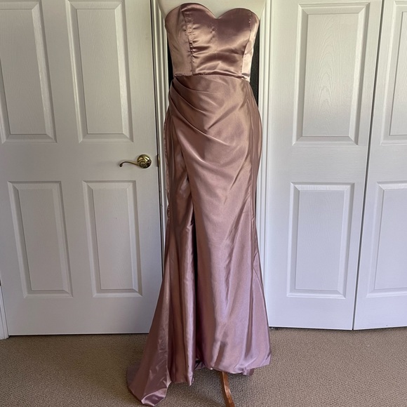 Adilah Rose Gold Gown - Picture 10 of 13